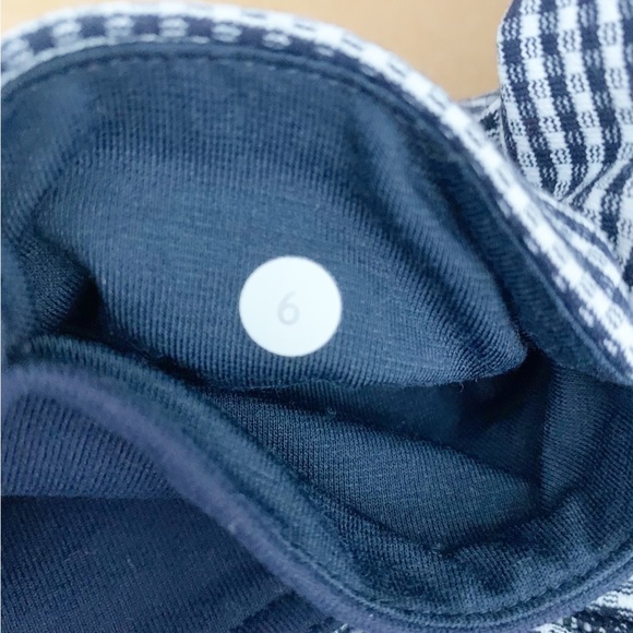 Lululemon Wunder Under Crop II Gingham Luon White Black 6 - Picture 8 of 9
